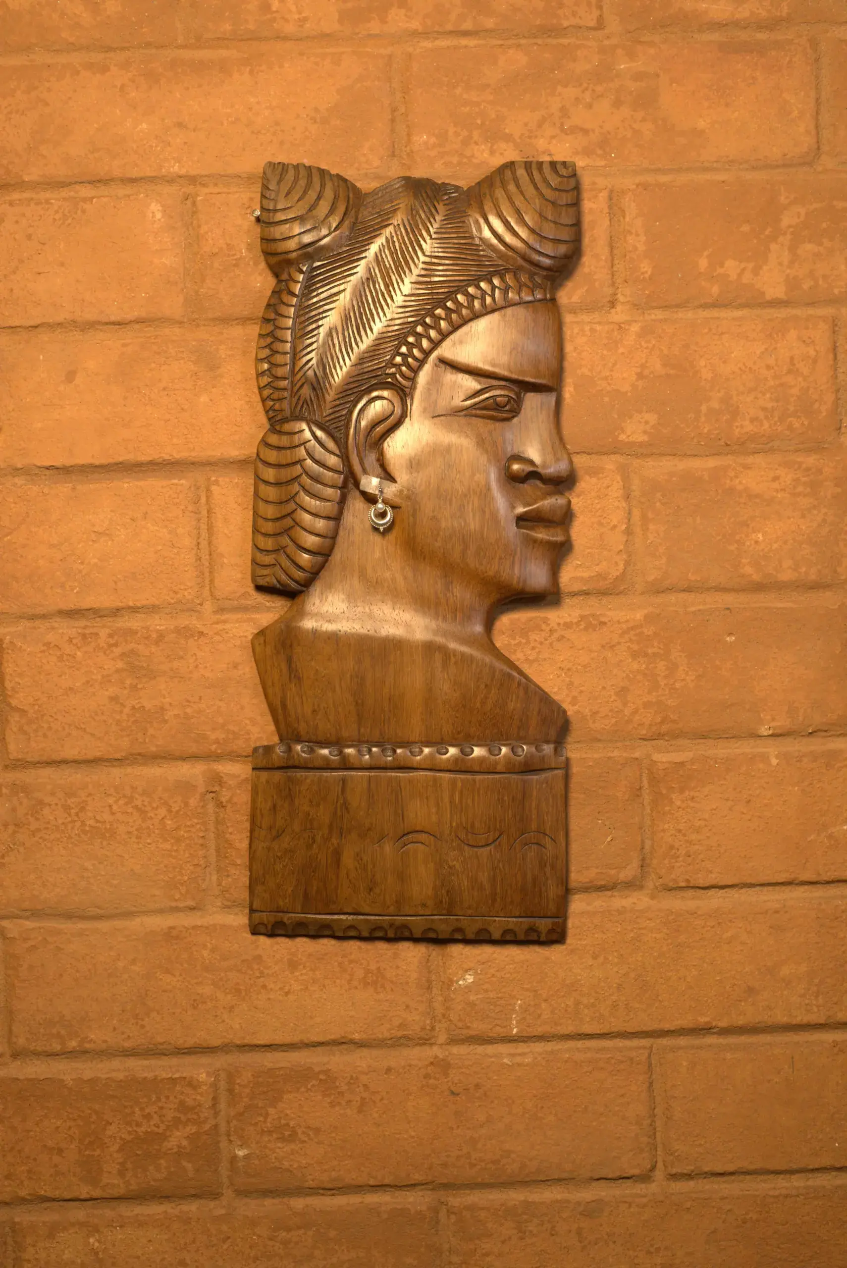 Neerja Drop earrings