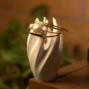 Elegant 4pcs Pearl Bracelet & Bangle Set