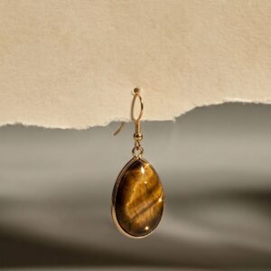 Natural Irregular Edge Drop Earrings