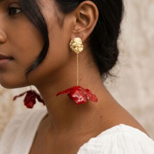 Vintage Style Alloy Flower Shaped Pendant Earrings