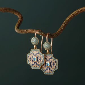 Western European Fashionable, Gorgeous, and Elegant Court-Style Dangling Earrings