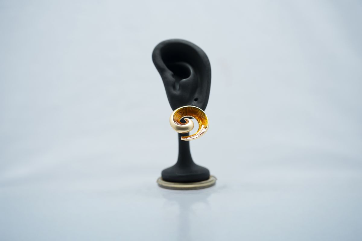 Vortex-Shaped Stud Earring - Image 2