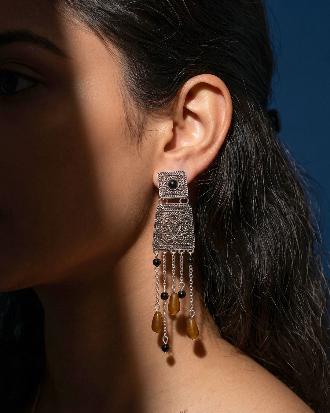 Vintage-style Multi-layered Earrings - Image 2