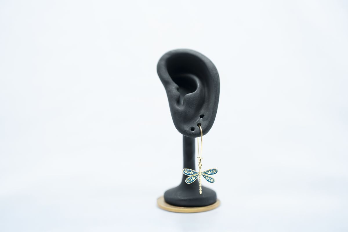 Dragonfly shaped earrings - Image 2