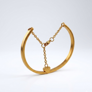 Casual Stainless Steel Heart-shaped Pendant Paired with a Gold-plated Bracelet