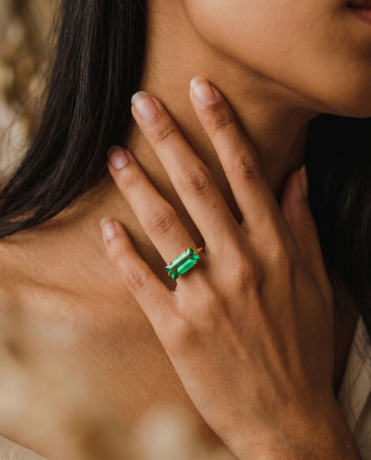 Emerald Glow Ring