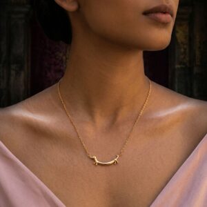  Elegant Sausage Dog Pendant Necklace